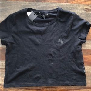 💕KENDALL+KYLIE - NWT Crewneck T-Shirt (M)